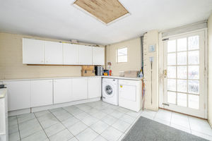 Photo 17- click for photo gallery